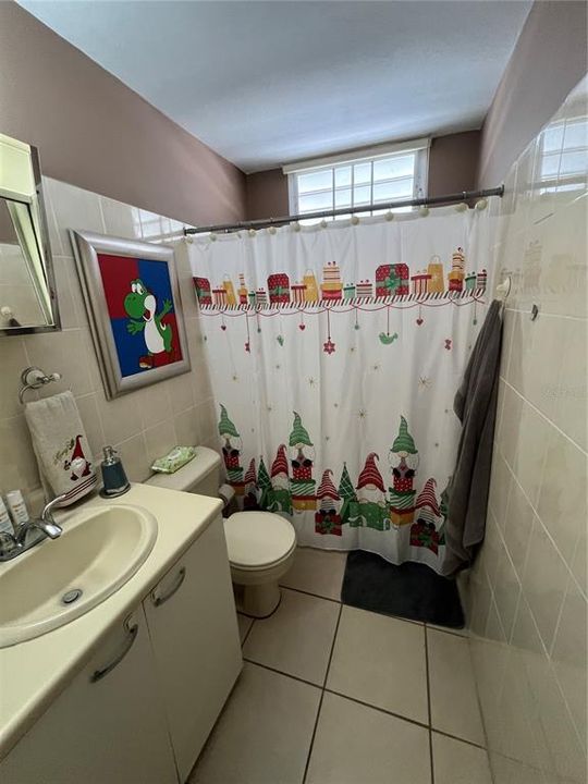 Vendido Recientemente: $250,000 (3 camas, 2 baños, 2036 Pies cuadrados)