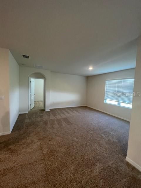 For Rent: $2,000 (4 beds, 2 baths, 1851 Square Feet)