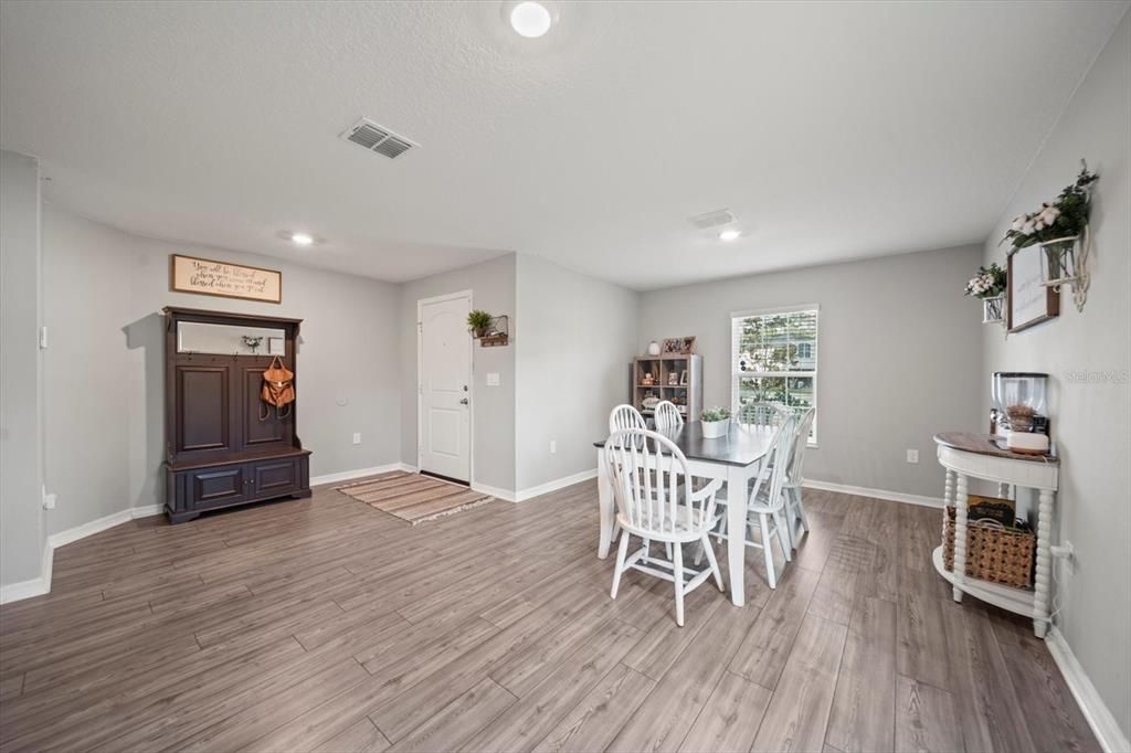 Active With Contract: $345,000 (4 beds, 2 baths, 1850 Square Feet)