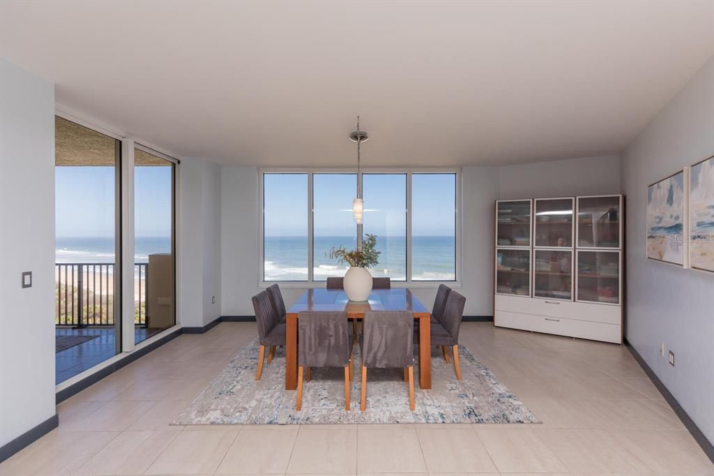 Active With Contract: $1,599,900 (4 beds, 3 baths, 3283 Square Feet)