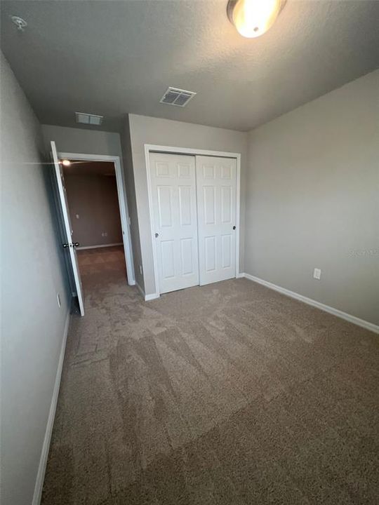 Recently Rented: $2,400 (3 beds, 2 baths, 1481 Square Feet)