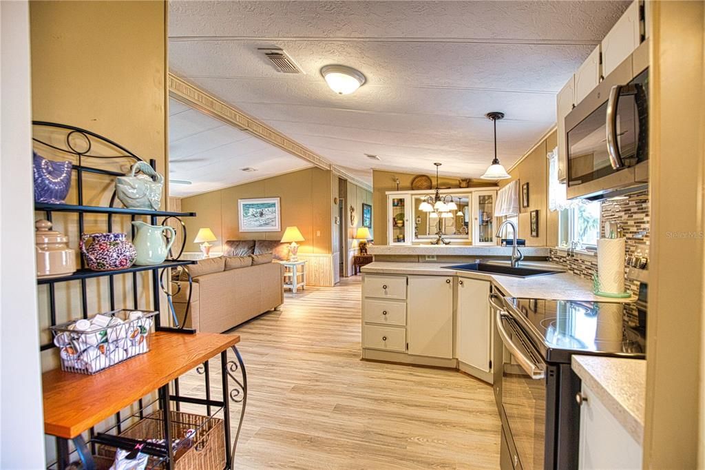 Activo con contrato: $125,000 (2 camas, 2 baños, 1352 Pies cuadrados)