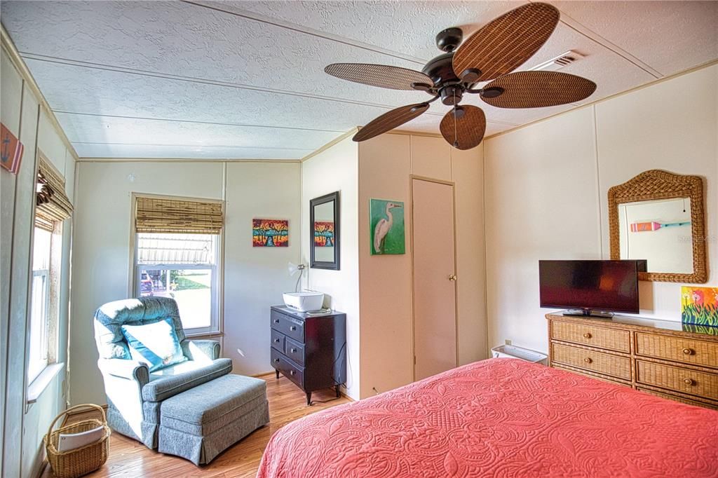 Activo con contrato: $125,000 (2 camas, 2 baños, 1352 Pies cuadrados)