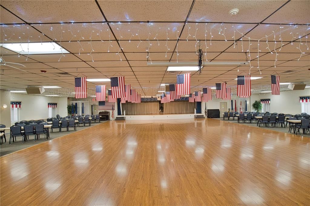 Activo con contrato: $125,000 (2 camas, 2 baños, 1352 Pies cuadrados)