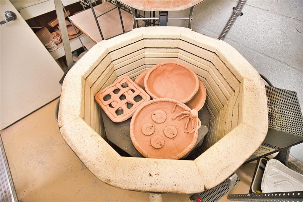 Activo con contrato: $125,000 (2 camas, 2 baños, 1352 Pies cuadrados)