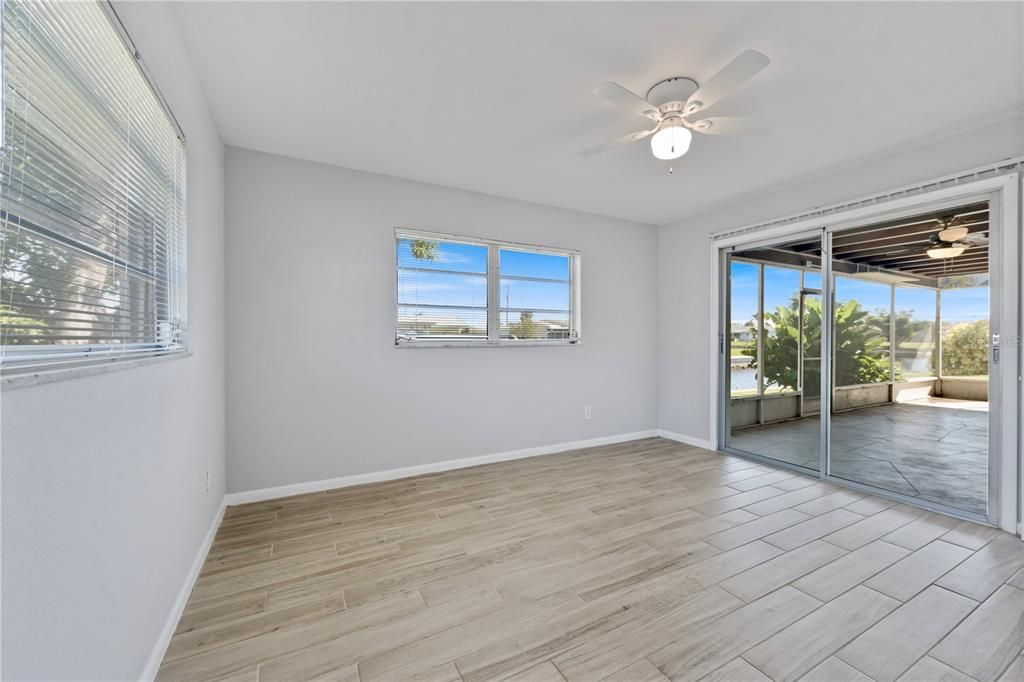 For Sale: $399,900 (3 beds, 2 baths, 1182 Square Feet)