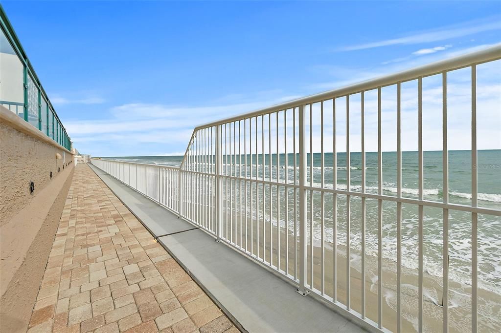 Walkway to Beach