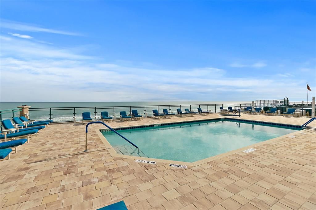 Oceanfront Pool