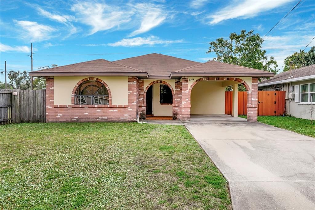 Recently Sold: $469,900 (2 beds, 2 baths, 1552 Square Feet)