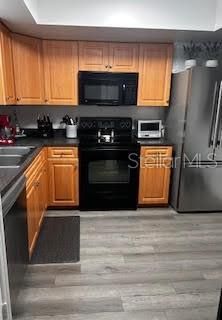Recently Sold: $218,000 (1 beds, 1 baths, 864 Square Feet)