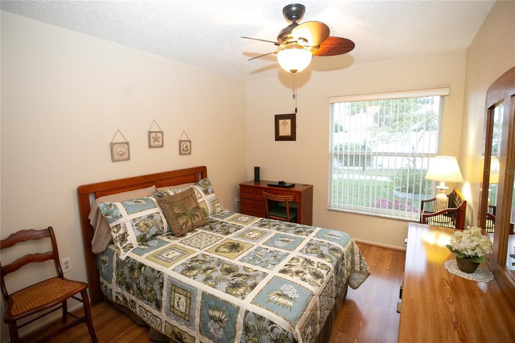 Recently Sold: $149,900 (2 beds, 1 baths, 825 Square Feet)