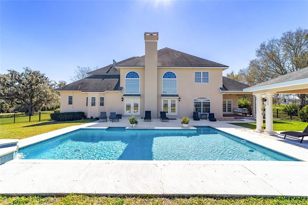 Recently Sold: $1,299,999 (4 beds, 4 baths, 4997 Square Feet)