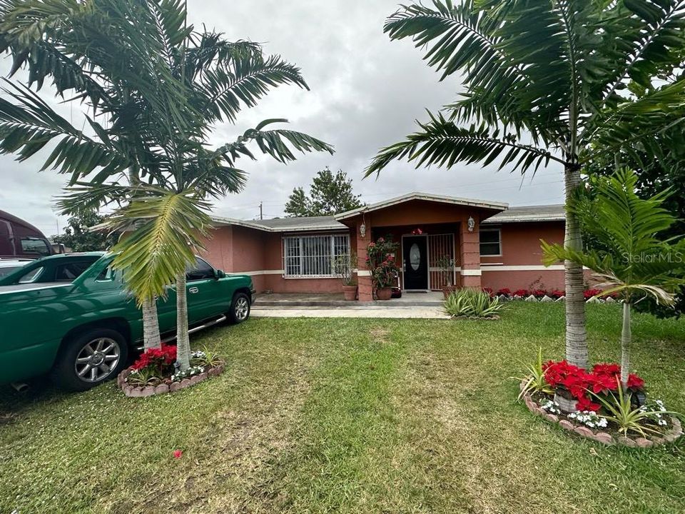 Recently Sold: $590,000 (6 beds, 2 baths, 0 Square Feet)