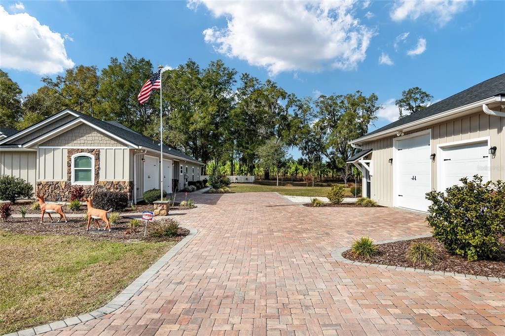 Recently Sold: $800,000 (4 beds, 3 baths, 2606 Square Feet)