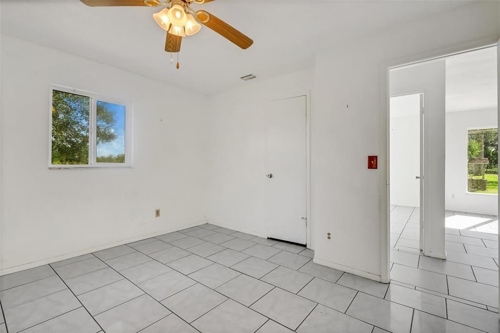 Recently Sold: $320,000 (3 beds, 2 baths, 1628 Square Feet)