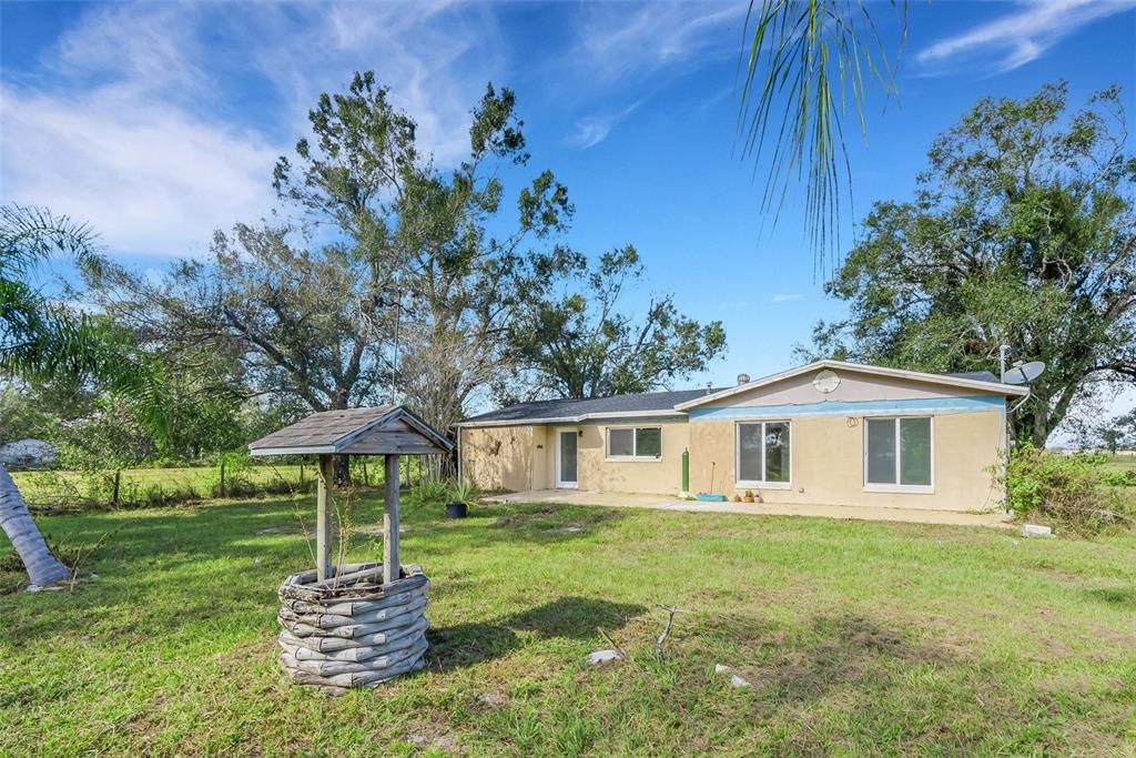 Recently Sold: $320,000 (3 beds, 2 baths, 1628 Square Feet)