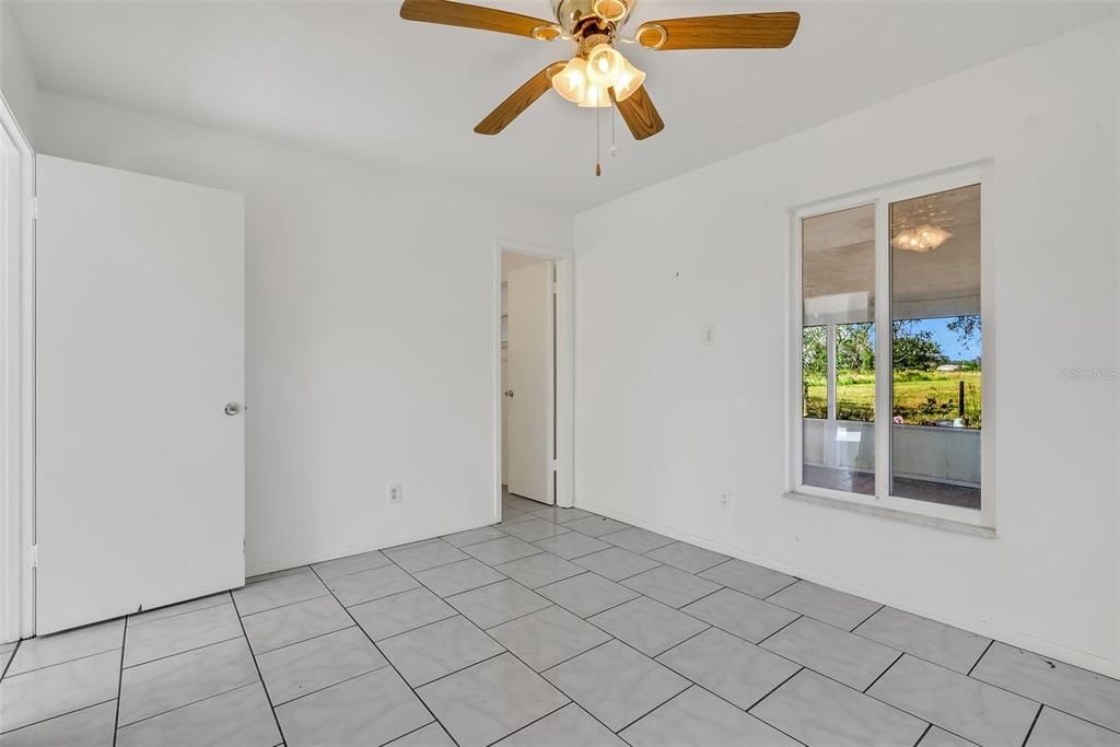 Recently Sold: $320,000 (3 beds, 2 baths, 1628 Square Feet)