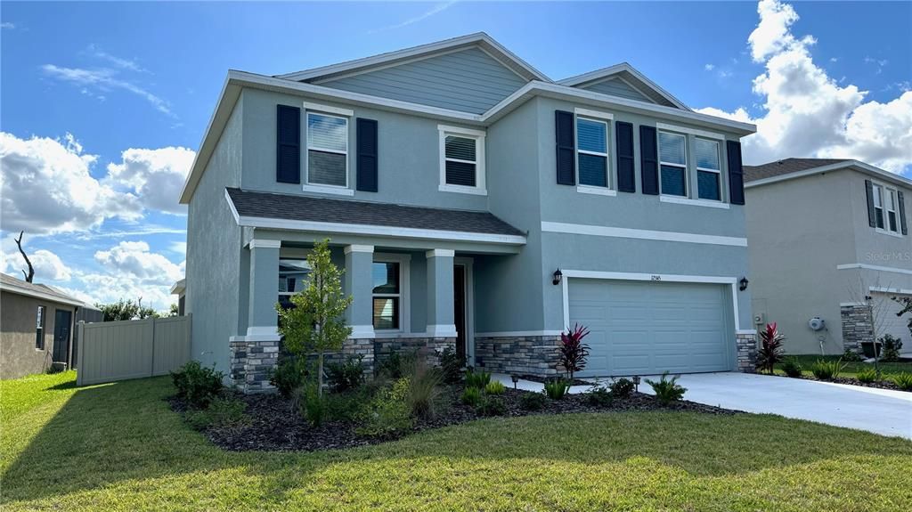 Recently Sold: $449,900 (4 beds, 3 baths, 2756 Square Feet)