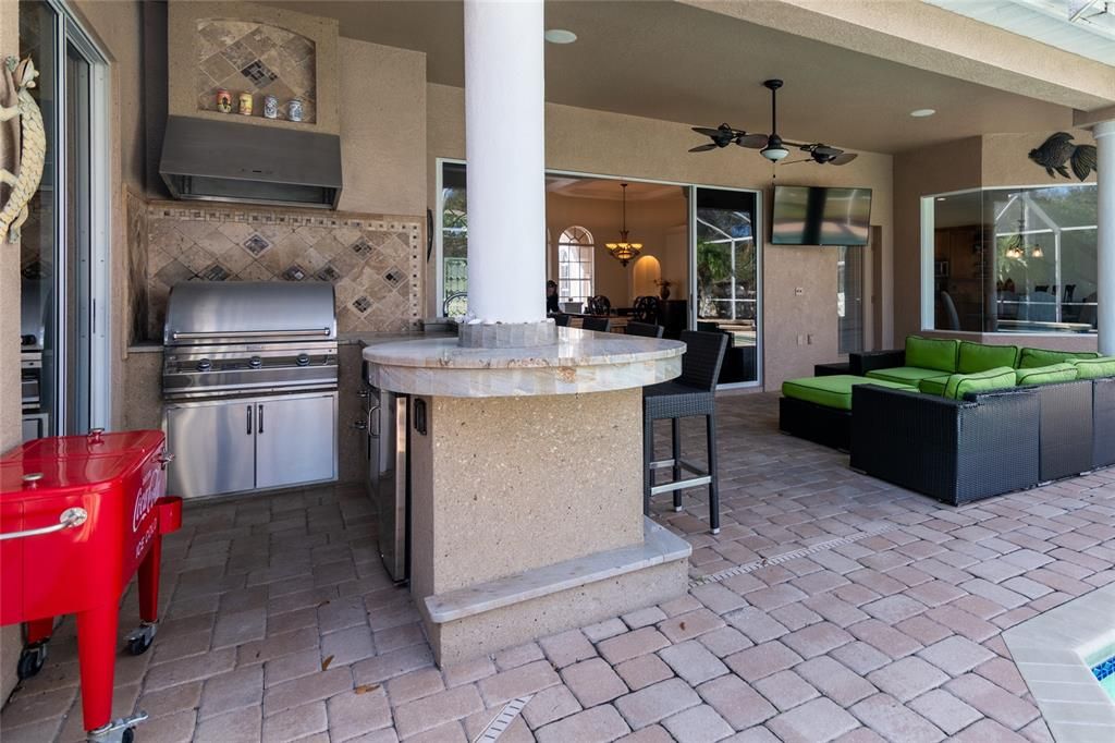 Beautiful Outdoor Kitchen