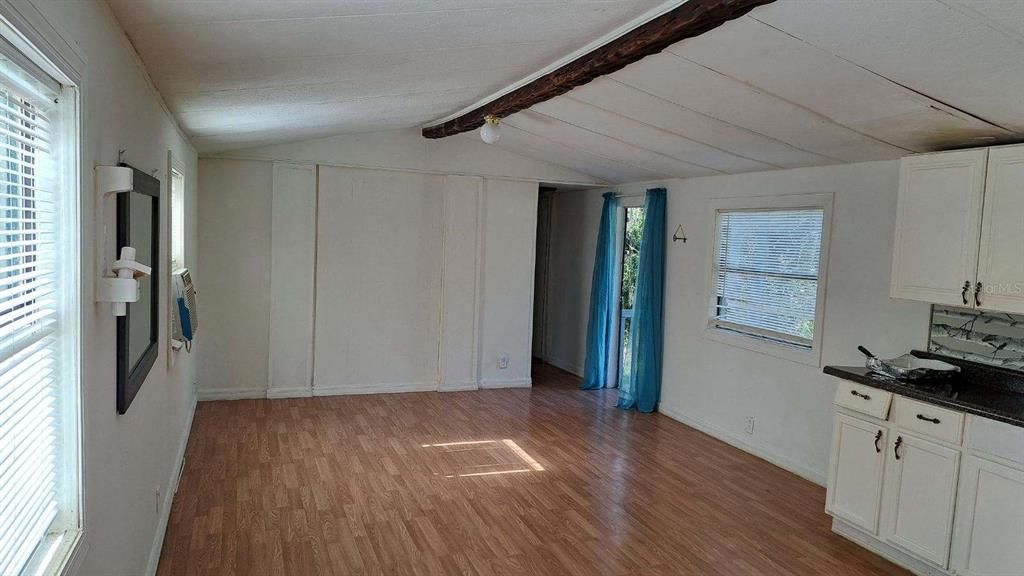 En Venta: $80,000 (2 camas, 2 baños, 846 Pies cuadrados)