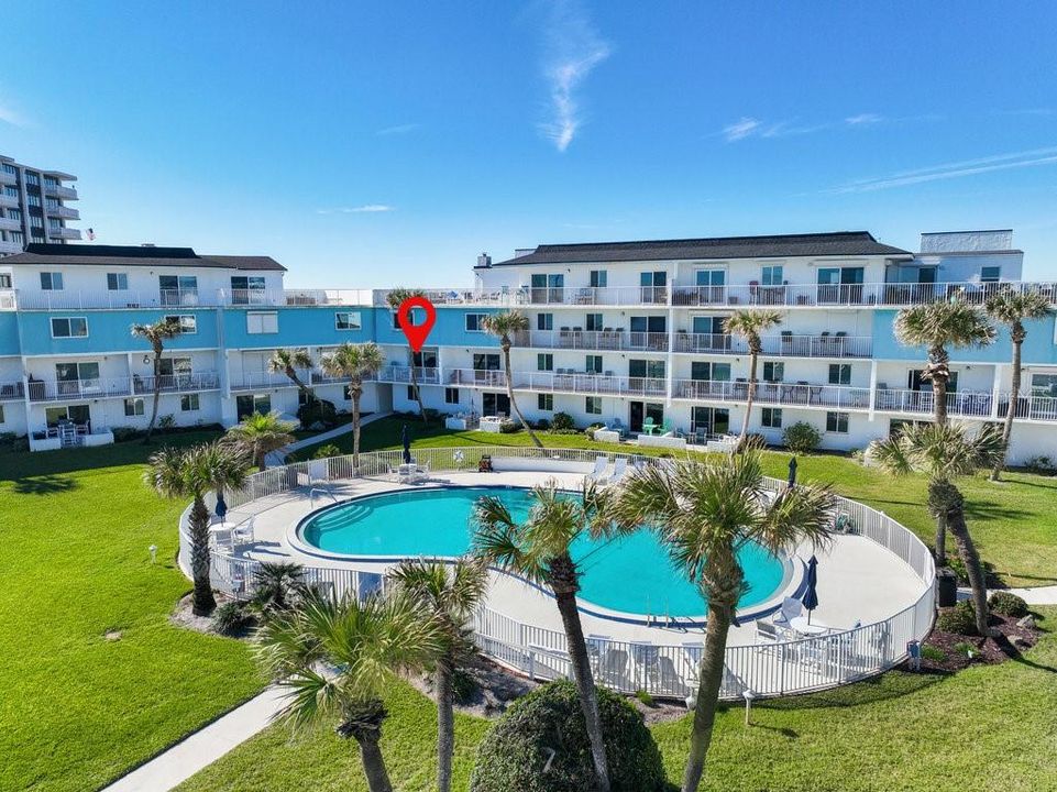 Lovely condo with pool & beach views!
