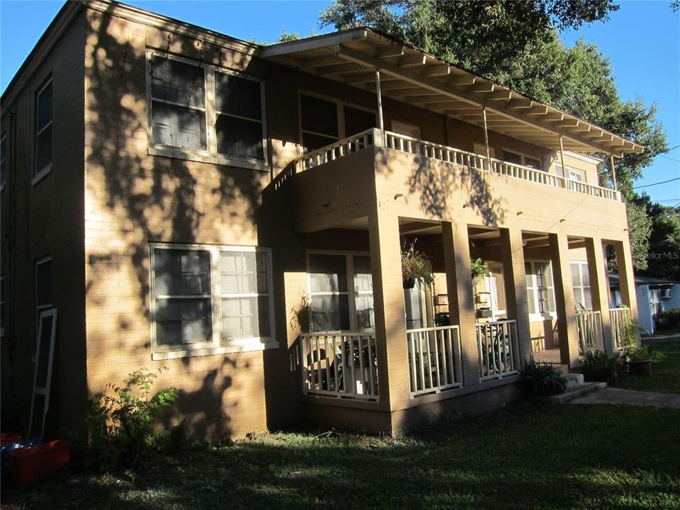 Recently Rented: $1,100 (2 beds, 1 baths, 750 Square Feet)