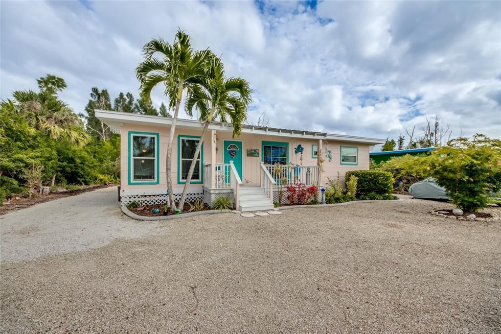 Recently Sold: $319,000 (2 beds, 2 baths, 1242 Square Feet)