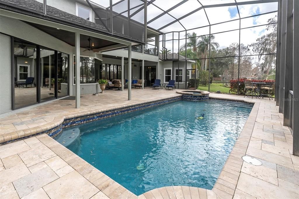 Recently Sold: $1,400,000 (4 beds, 3 baths, 4284 Square Feet)