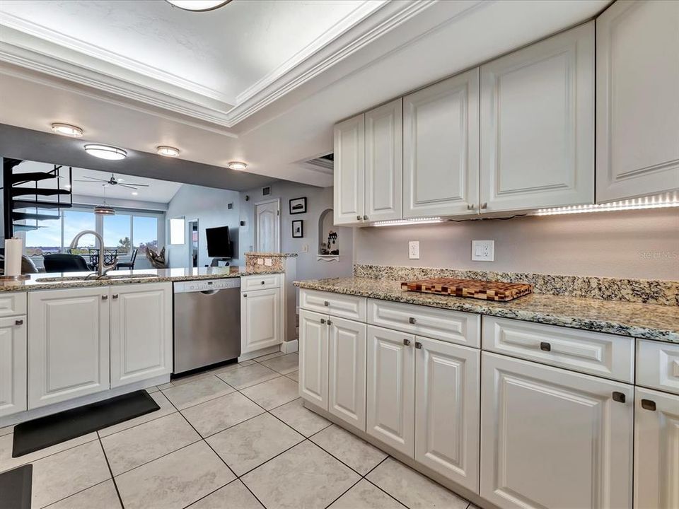 Gorgeous Kitchen with Stainless Steal Appliances.