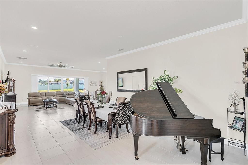 Kitchen/Breakfast Nook