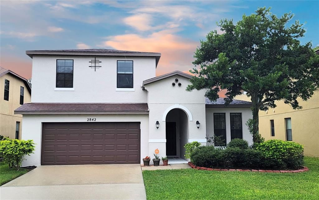 Recently Sold: $433,000 (4 beds, 2 baths, 2414 Square Feet)
