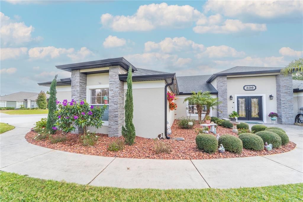 Recently Sold: $499,900 (3 beds, 2 baths, 2292 Square Feet)