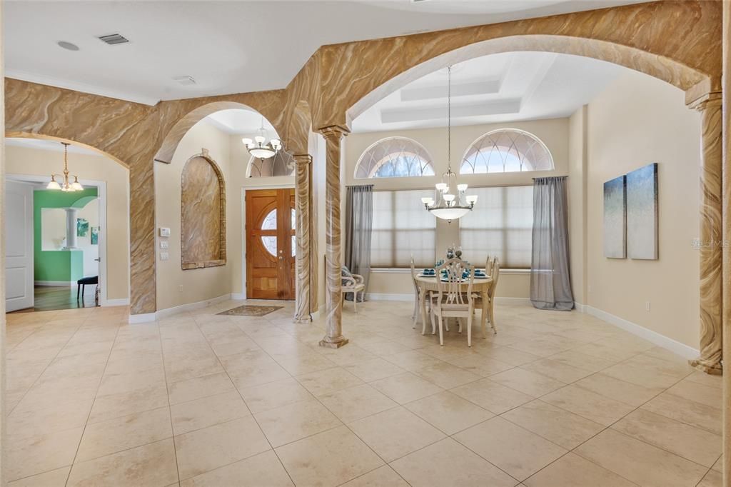 Recently Sold: $1,250,000 (5 beds, 4 baths, 4918 Square Feet)