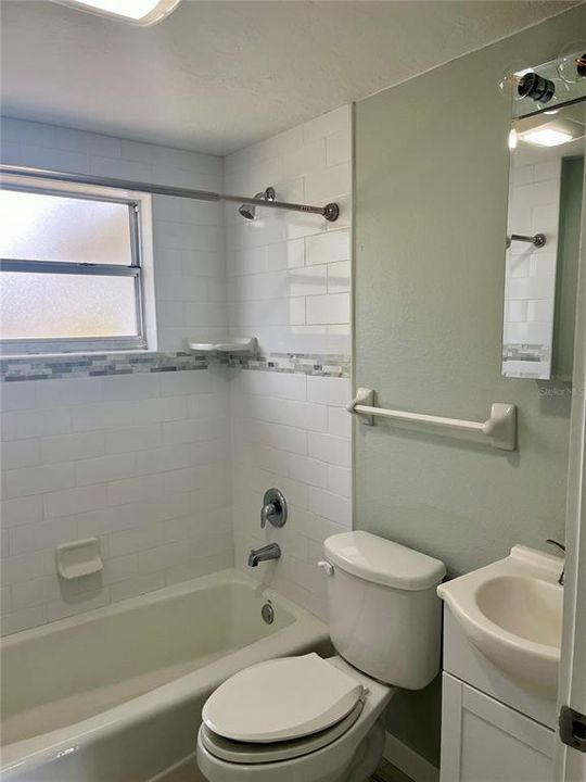Недавно арендовано: $1,450 (2 спален, 1 ванн, 720 Квадратных фут)