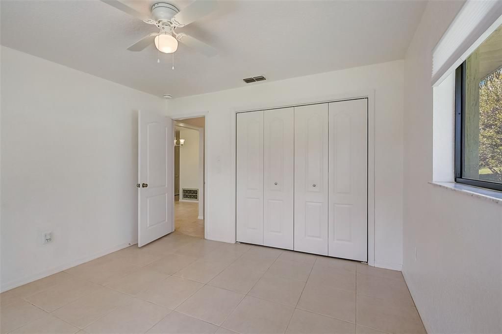 Active With Contract: $315,000 (3 beds, 2 baths, 1990 Square Feet)