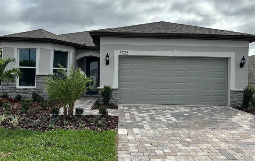 Недавно продано: $656,569 (3 спален, 2 ванн, 1889 Квадратных фут)