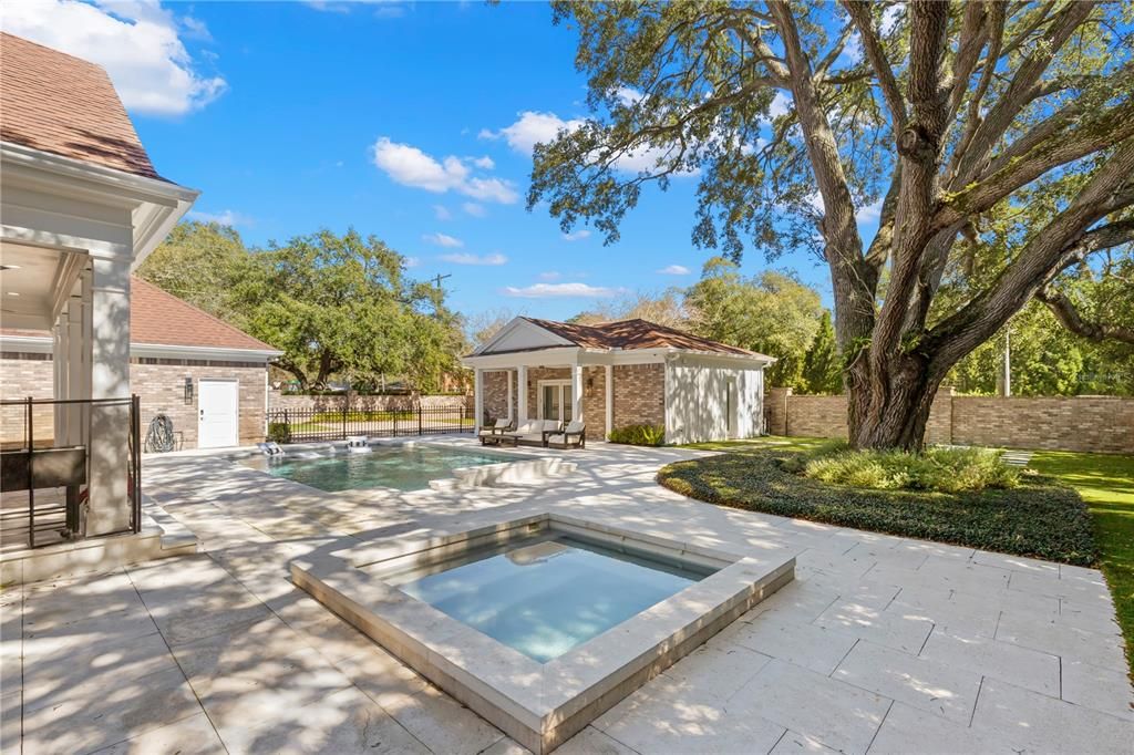 Active With Contract: $3,699,000 (5 beds, 4 baths, 5405 Square Feet)