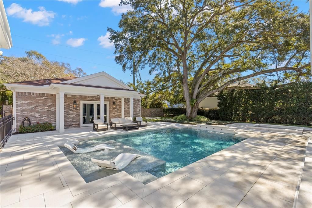 Active With Contract: $3,699,000 (5 beds, 4 baths, 5405 Square Feet)