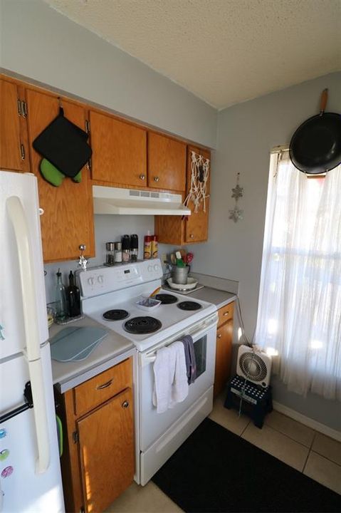 Active With Contract: $250,000 (0 beds, 0 baths, 2036 Square Feet)