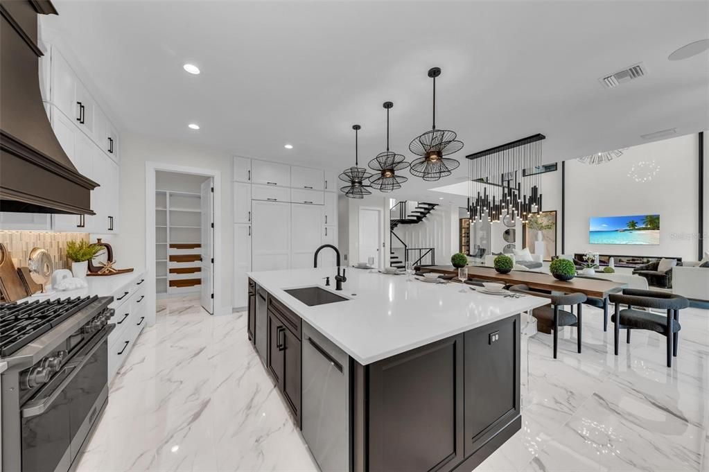 For Sale: $4,975,000 (4 beds, 4 baths, 4883 Square Feet)