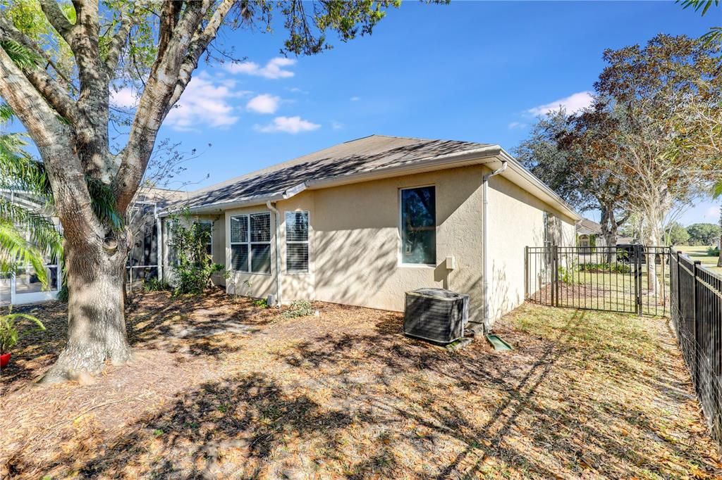 For Sale: $420,000 (4 beds, 2 baths, 2291 Square Feet)