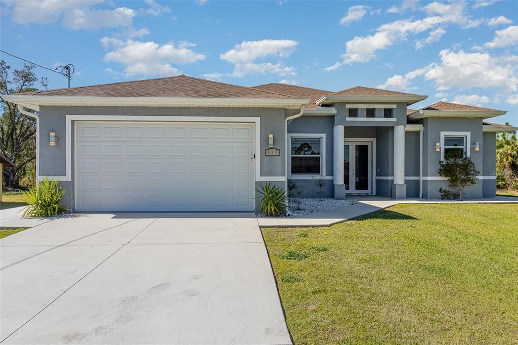 Recently Sold: $465,500 (3 beds, 2 baths, 1794 Square Feet)