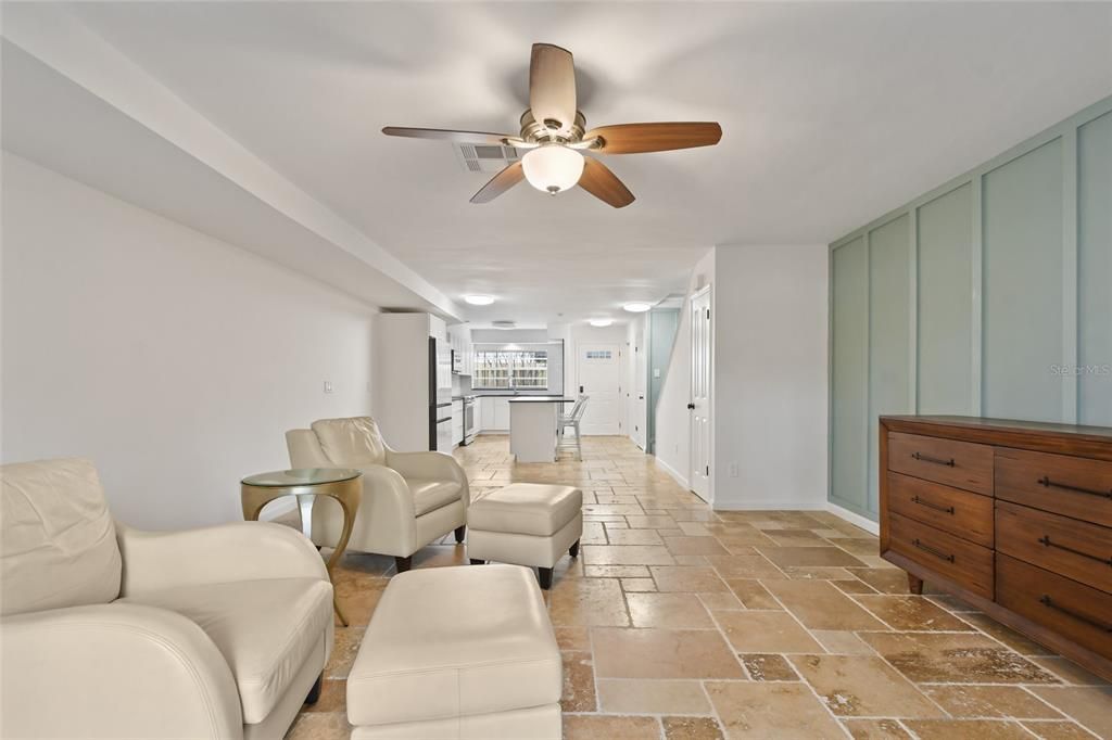 For Sale: $409,000 (2 beds, 2 baths, 1311 Square Feet)