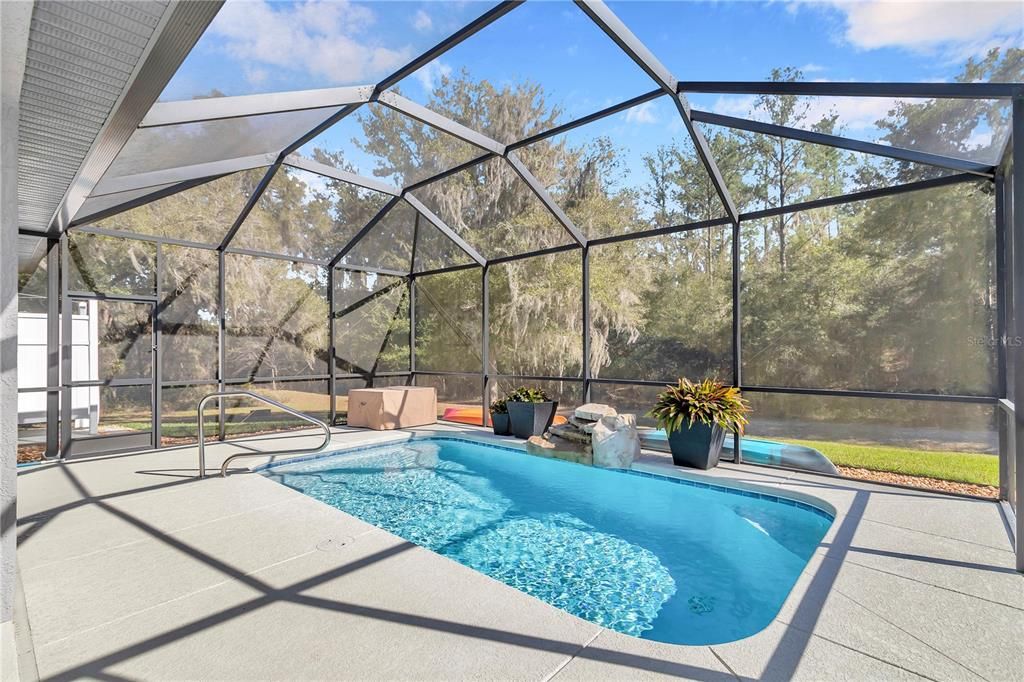 Recently Sold: $599,000 (3 beds, 2 baths, 2261 Square Feet)