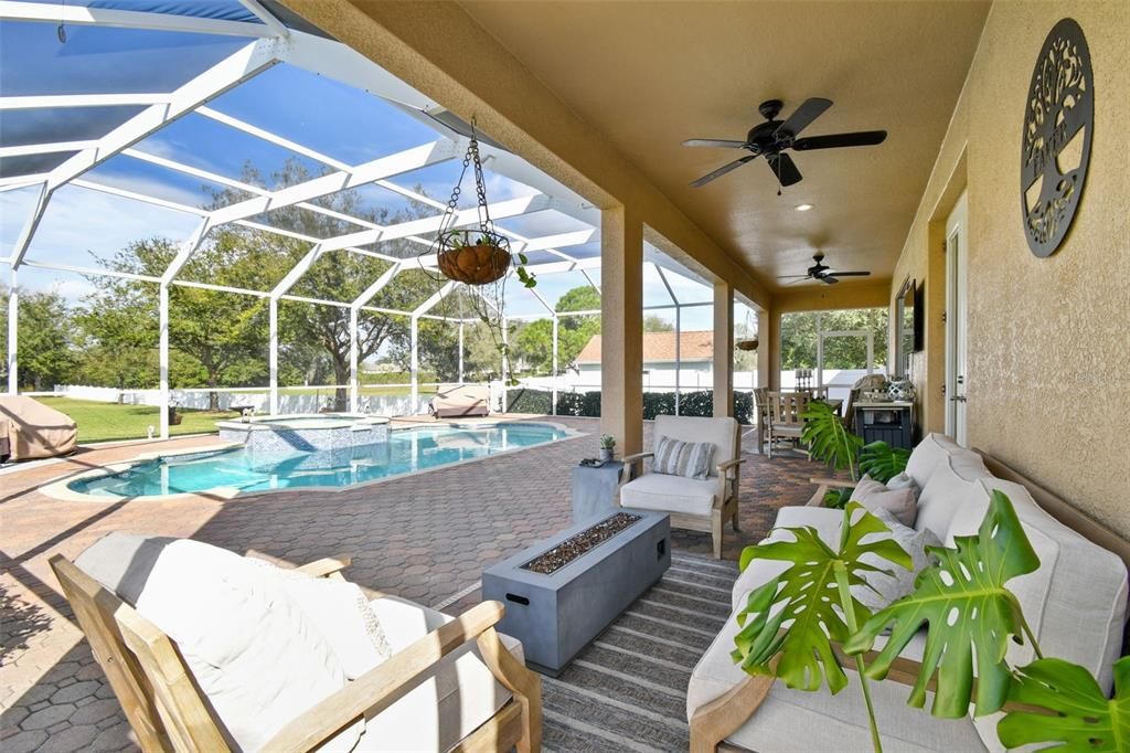 Active With Contract: $850,000 (4 beds, 4 baths, 3371 Square Feet)