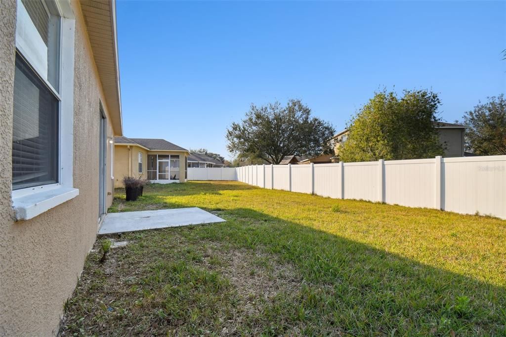 For Sale: $279,000 (4 beds, 2 baths, 1824 Square Feet)