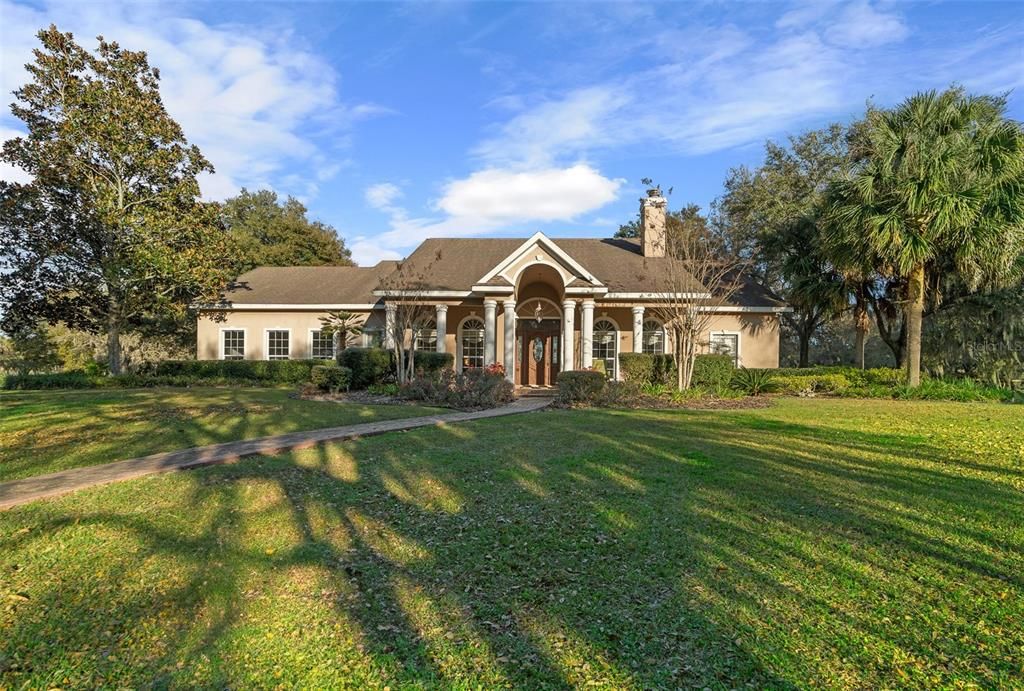 For Sale: $3,650,000 (3 beds, 3 baths, 3190 Square Feet)