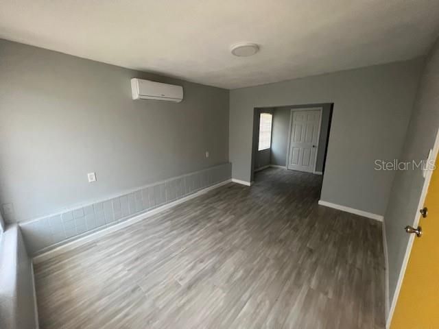 For Rent: $2,200 (2 beds, 2 baths, 1127 Square Feet)
