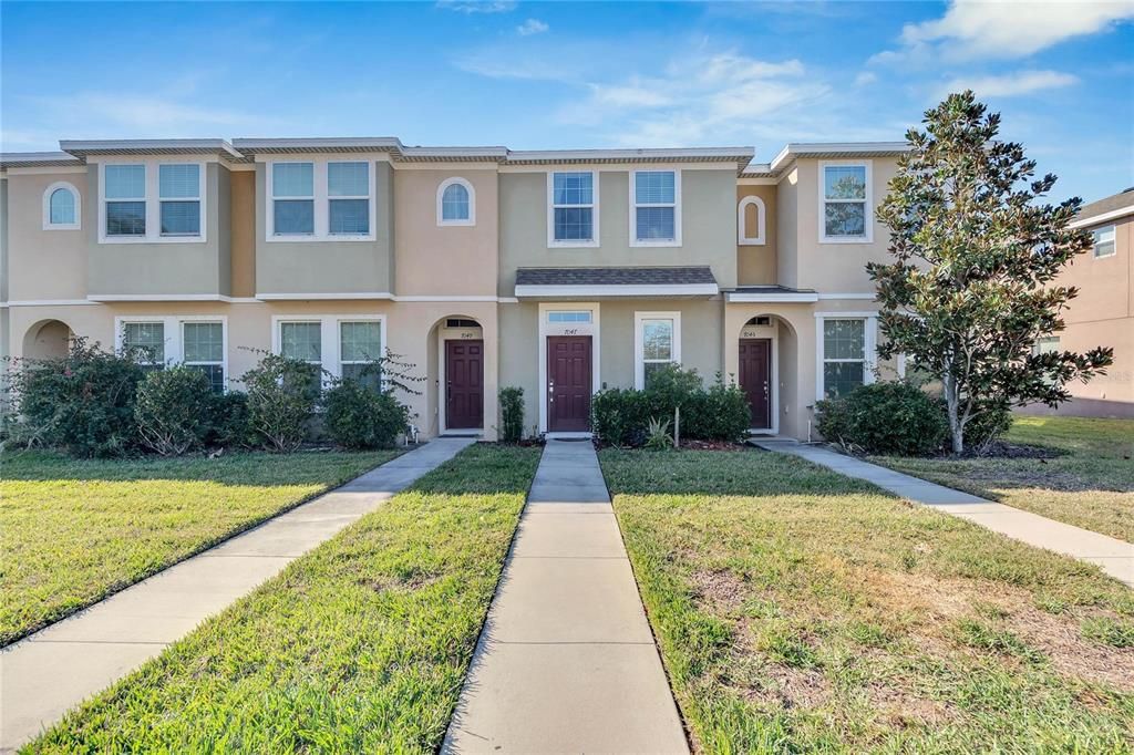 Vendido Recientemente: $255,000 (2 camas, 2 baños, 1120 Pies cuadrados)
