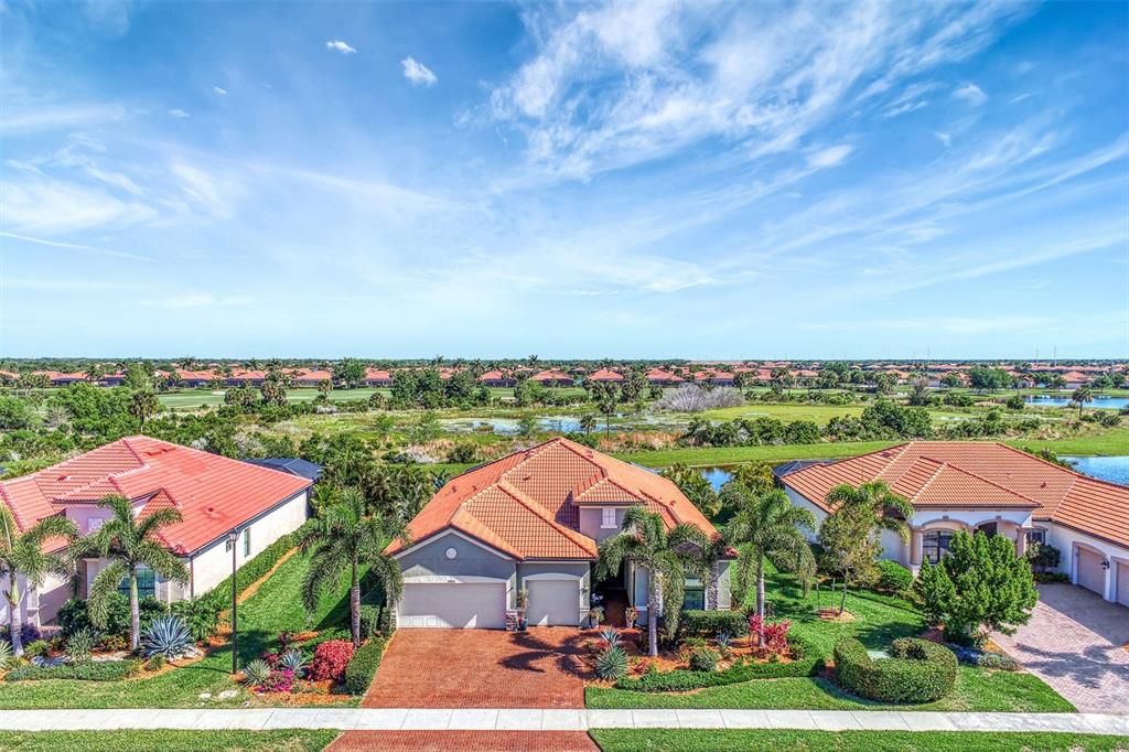 Active With Contract: $999,000 (3 beds, 3 baths, 2440 Square Feet)